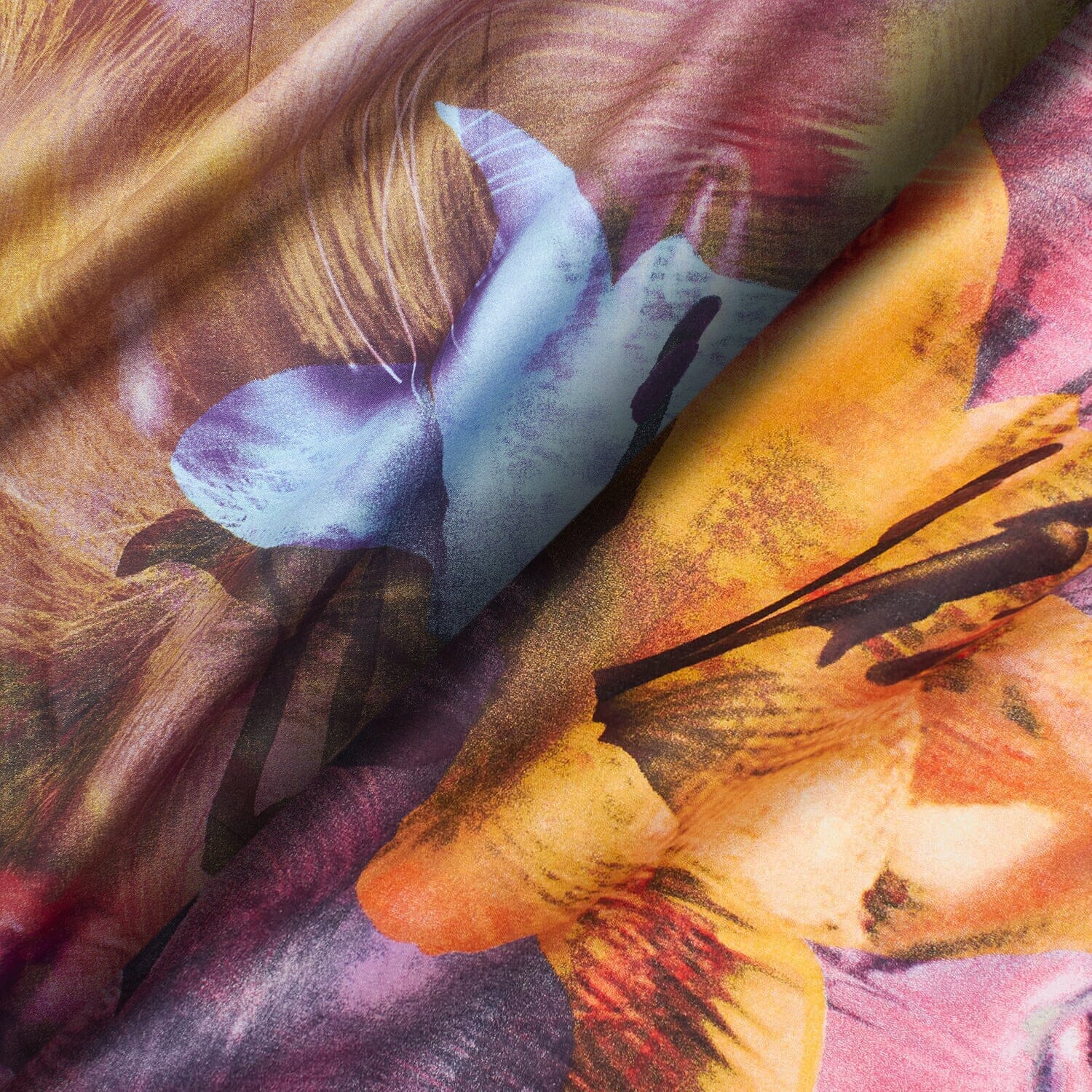 Watercolor Lily—Abstract Floral Printed—Cotton Broadcloth—100% Cotton—Width 54" Inches Wide—Shipped Nationwide